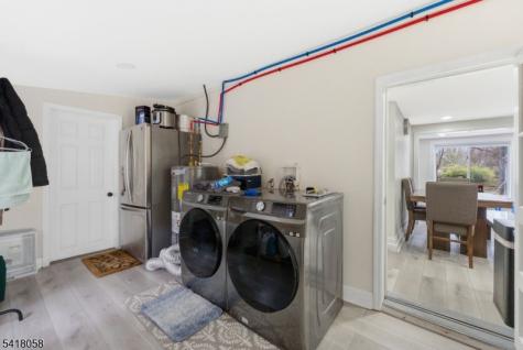 28 Wagners Lane Warren NJ 07059