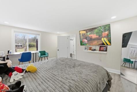 28 Wagners Lane Warren NJ 07059