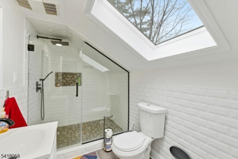 28 Wagners Lane Warren NJ 07059