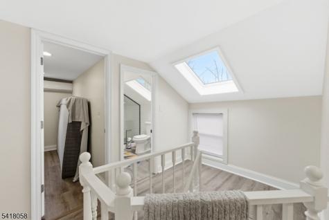 28 Wagners Lane Warren NJ 07059