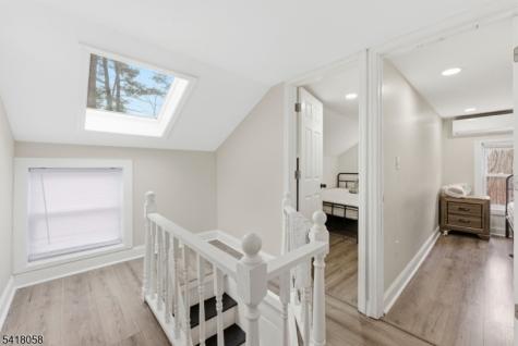 28 Wagners Lane Warren NJ 07059