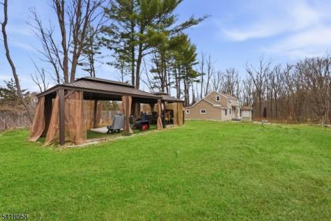 28 Wagners Lane Warren NJ 07059