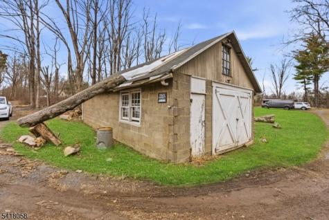 28 Wagners Lane Warren NJ 07059