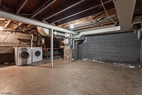 687 Grove Street Montclair NJ 07043