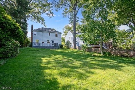 687 Grove Street Montclair NJ 07043