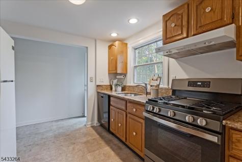687 Grove Street Montclair NJ 07043