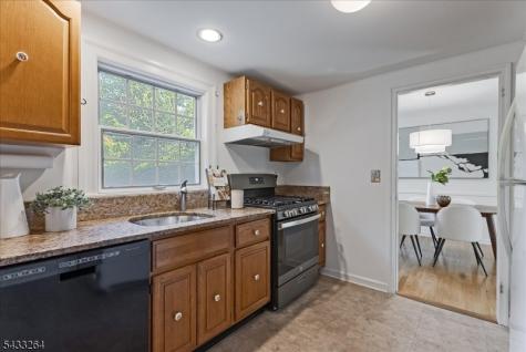 687 Grove Street Montclair NJ 07043