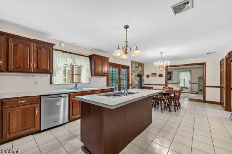 136 Henderson Road West Milford NJ 07460