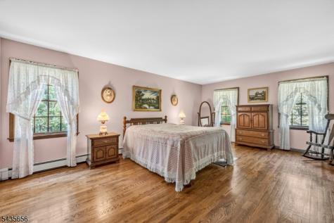136 Henderson Road West Milford NJ 07460