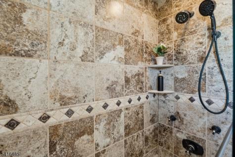 28 Elmwood Road Springfield NJ 07081