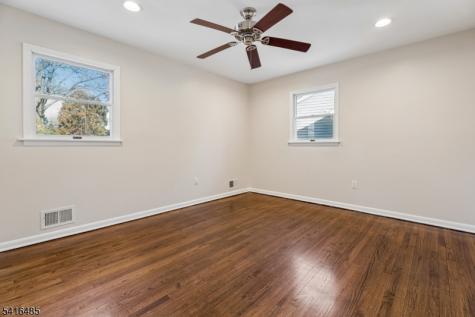 28 Elmwood Road Springfield NJ 07081