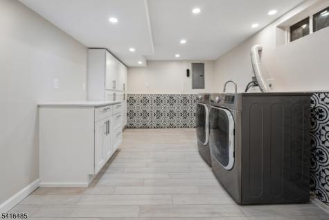 28 Elmwood Road Springfield NJ 07081