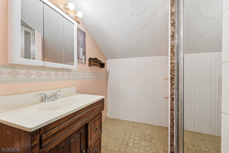 2138 Stecher Avenue Union NJ 07083