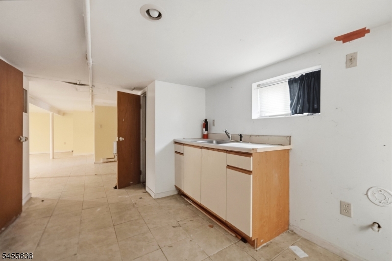 2138 Stecher Avenue Union NJ 07083