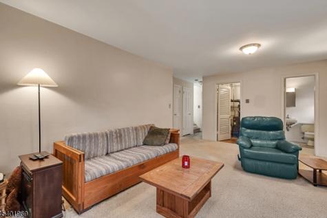 19 Ellsworth Avenue Morris NJ 07960