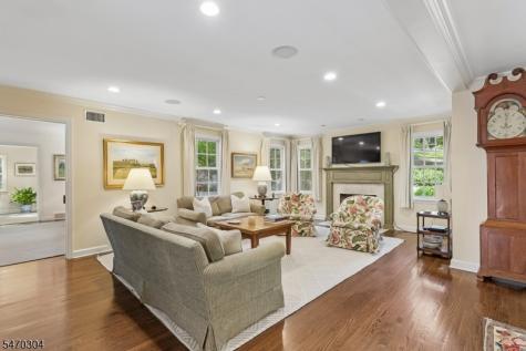 6 Cleveland Road Summit NJ 07901