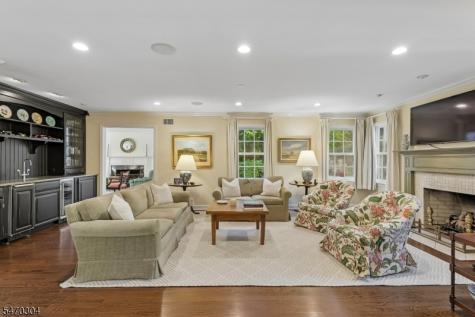 6 Cleveland Road Summit NJ 07901