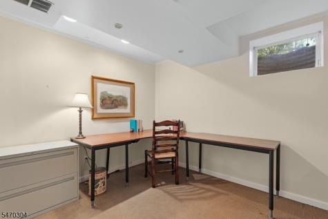 6 Cleveland Road Summit NJ 07901