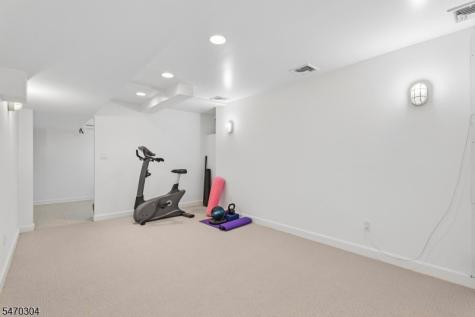 6 Cleveland Road Summit NJ 07901
