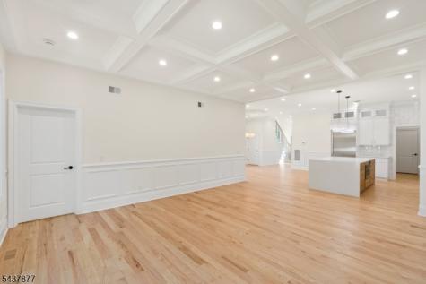 13 Harding Place Livingston NJ 07039