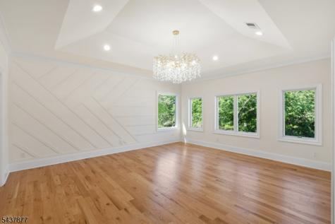 13 Harding Place Livingston NJ 07039