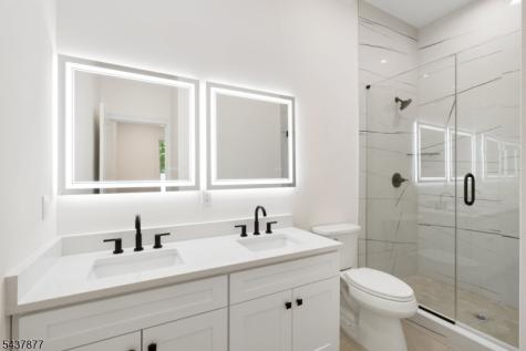 13 Harding Place Livingston NJ 07039