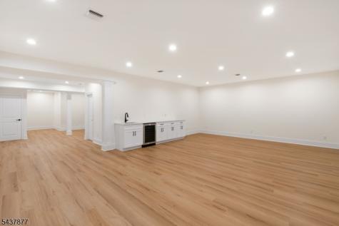 13 Harding Place Livingston NJ 07039