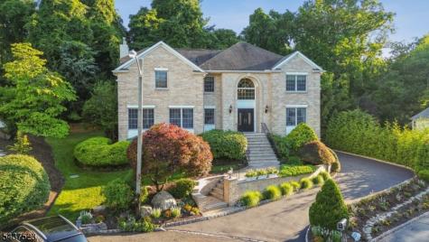 22 Trails End Court Westfield NJ 07090