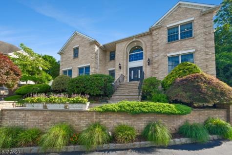 22 Trails End Court Westfield NJ 07090