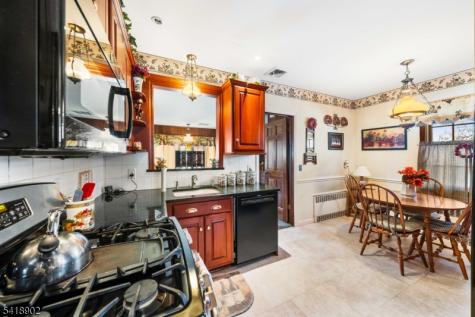 438 3RD Avenue Garwood NJ 07027
