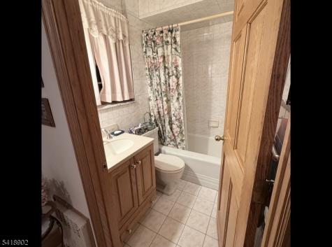 438 3RD Avenue Garwood NJ 07027
