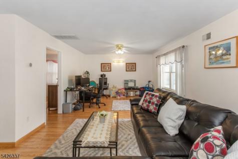 71 Parker Avenue Hawthorne NJ 07506