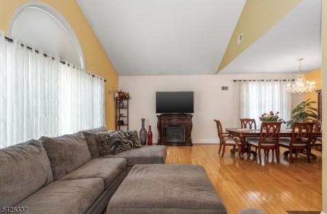 71 Parker Avenue Hawthorne NJ 07506