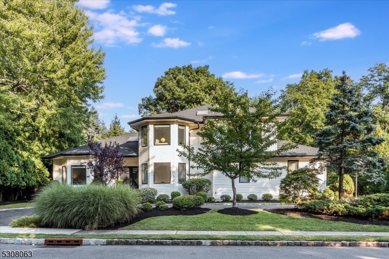 4 Ash Avenue West Orange NJ 07052