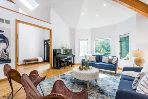 4 Ash Avenue West Orange NJ 07052