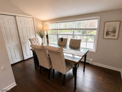 75 Lake Trail E Wayne NJ 07470