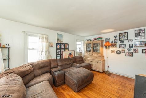 43 Fritz Street Bloomfield NJ 07003