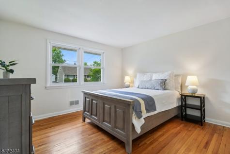 26 Rutgers Place Bloomfield NJ 07003