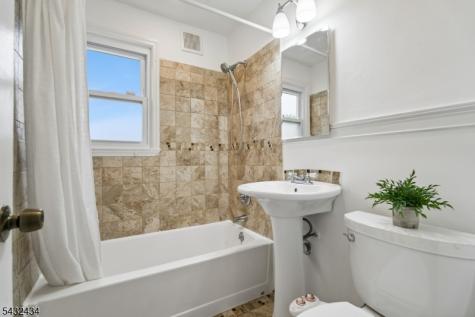 26 Rutgers Place Bloomfield NJ 07003