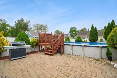 26 Rutgers Place Bloomfield NJ 07003