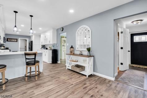 17 Landry Road Franklin NJ 08873