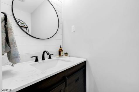 17 Landry Road Franklin NJ 08873