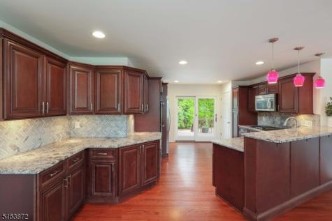 77 Schwin Drive Clark NJ 07066