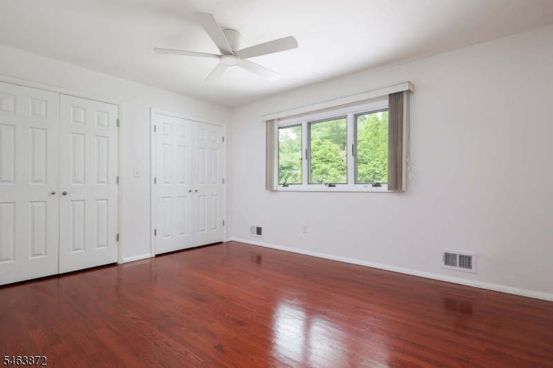 77 Schwin Drive Clark NJ 07066