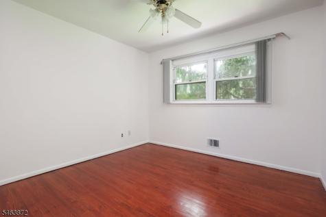 77 Schwin Drive Clark NJ 07066