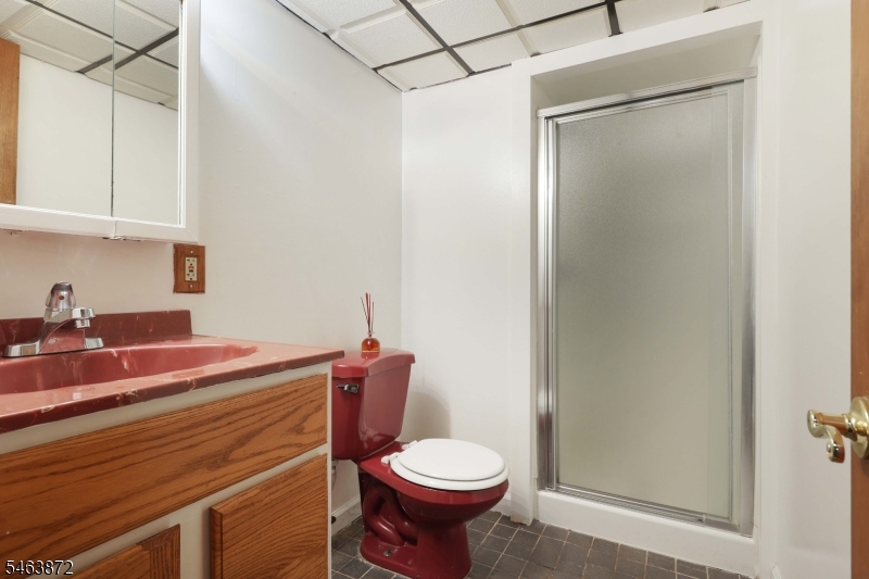 77 Schwin Drive Clark NJ 07066