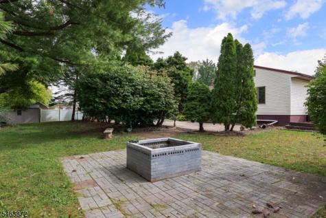 77 Schwin Drive Clark NJ 07066