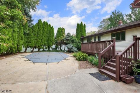 77 Schwin Drive Clark NJ 07066
