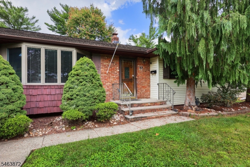77 Schwin Drive Clark NJ 07066