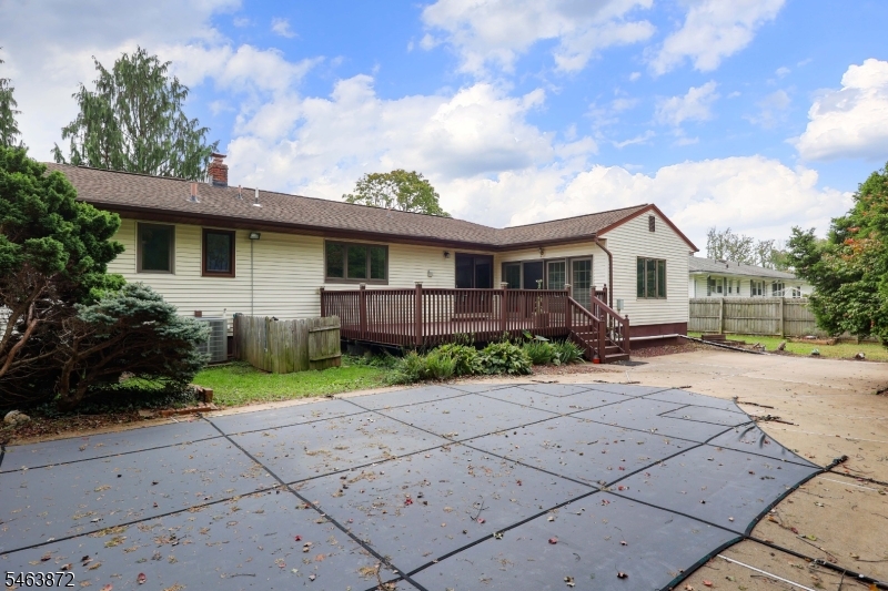 77 Schwin Drive Clark NJ 07066